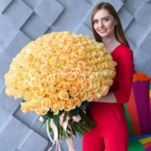 Букет 201 роза « Пич Аваланж»